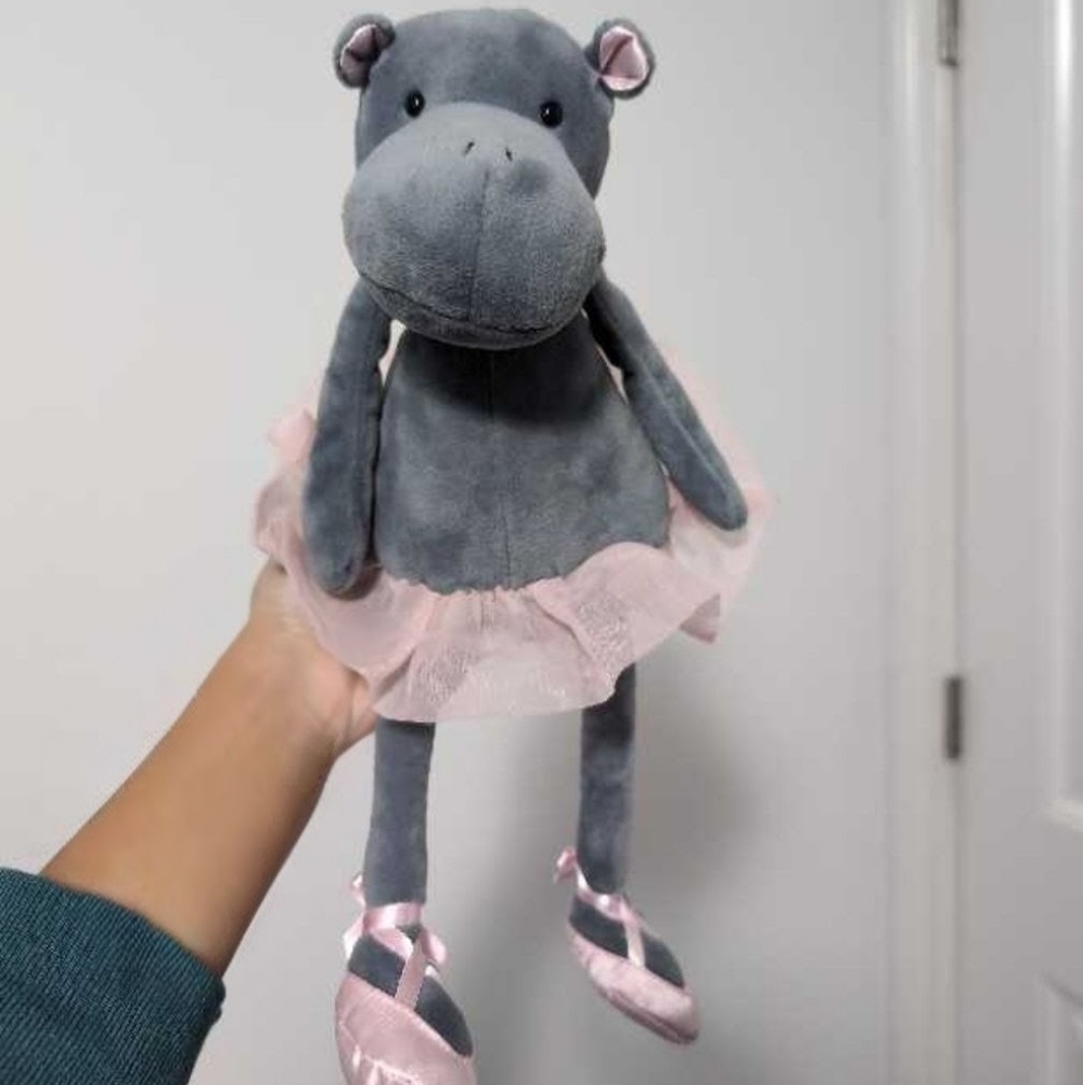 Medium Dancing Darcey Hippo